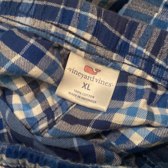 Vineyard Vines pajama pants XL - Picture 3 of 3